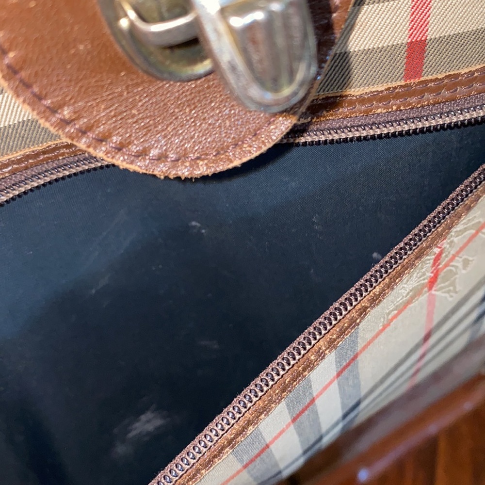 VINTAGE Burberry’s Nova Check Duffle/Travel Bag - Picture 10 of 17